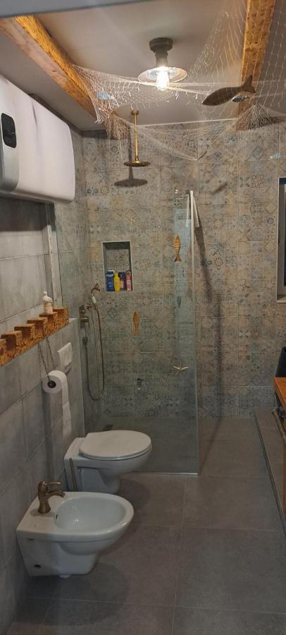 Apartment Fiora Kastela Bagian luar foto